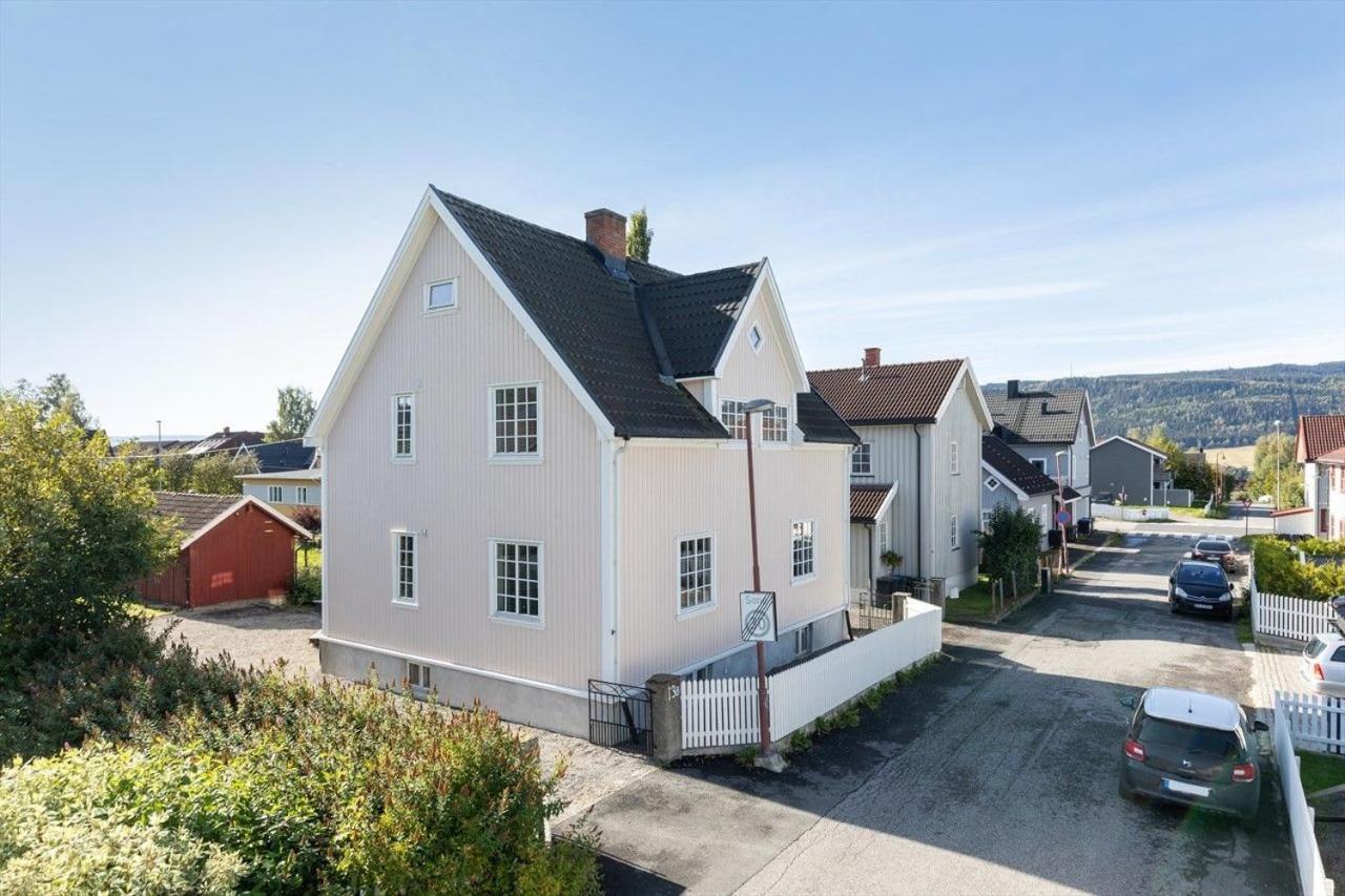 Central, Large And Light Apartment In The Middle Of The City Lillehammer Exteriör bild